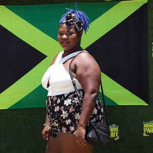 Meet your Posher, Reniece